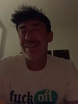 Snapshot of maxximere chatting on March 27, 1:00 am maxximere online show from March 27, 1:00 am