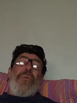 Snapshot of maxximere chatting on April 28, 6:46 pm maxximere online show from April 28, 6:46 pm