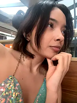 Irina Grant online show from December 6, 8:40 pm