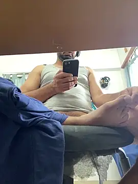 Snapshot of the_indian_dick_u_want chatting on February 28, 7:37 am the indian dick u want online show from February 28, 7:37 am