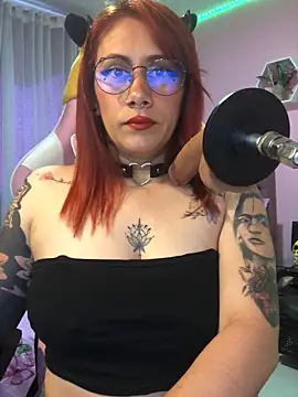 Luna Paris  online show from December 1, 6:52 pm