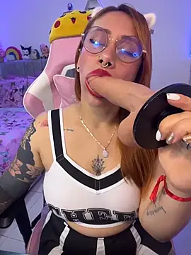 Luna Paris  online show from April 8, 2:39 pm