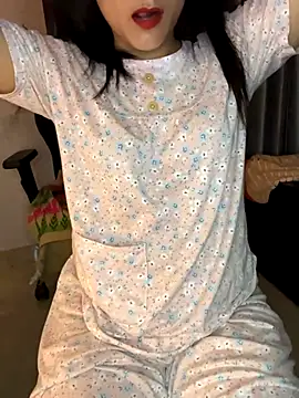 Snapshot of Beautiful_xxo chatting on October 10, 5:45 pm Beautiful xxo online show from October 10, 5:45 pm