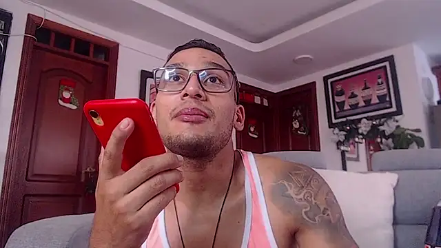 Snapshot of dvg2402 chatting on January 3, 5:20 pm dvg2402 online show from January 3, 5:20 pm