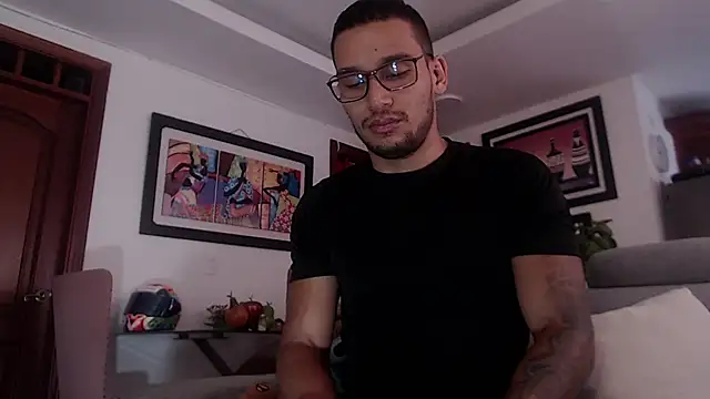 Snapshot of dvg2402 chatting on January 29, 1:49 pm dvg2402 online show from January 29, 1:49 pm