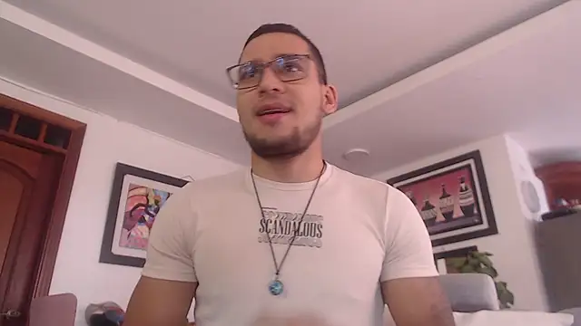 Snapshot of dvg2402 chatting on February 2, 4:22 pm dvg2402 online show from February 2, 4:22 pm