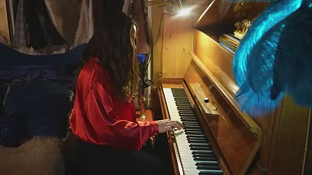 VanessaDoyle online show from March 13, 5:52 pm