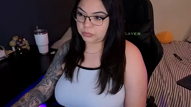 drizzypeach602 online show from March 27, 1:55 am