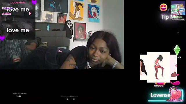 Snapshot of chinkyAfrodite chatting on April 19, 11:07 pm chinkyAfrodite online show from April 19, 11:07 pm