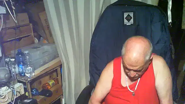 Snapshot of nonnomaturobisex chatting on June 15, 5:04 pm nonnomaturobisex online show from June 15, 5:04 pm