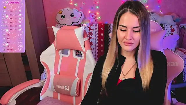 ivannatompsonnn online show from February 2, 6:15 am