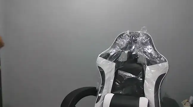 Snapshot of Miss_unknown chatting on February 14, 11:42 pm Miss unknown online show from February 14, 11:42 pm