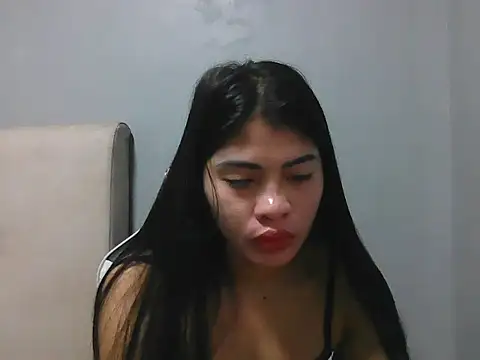 Snapshot of Miss_unknown chatting on September 12, 12:44 am Miss unknown online show from September 12, 12:44 am