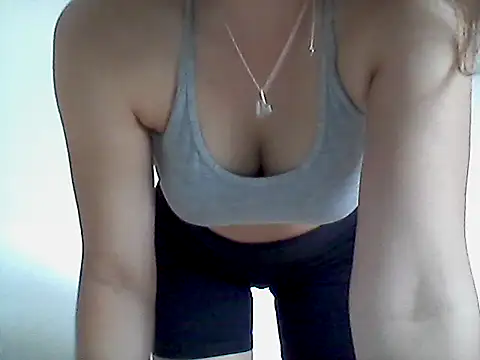 Snapshot of ocean_eyess_ chatting on July 26, 11:28 am ocean eyess online show from July 26, 11:28 am