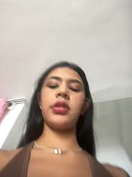 Snapshot of AntonellaRossi chatting on April 22, 7:59 pm AntonellaRossi online show from April 22, 7:59 pm