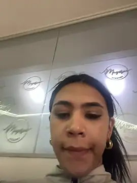 Snapshot of AntonellaRossi chatting on July 3, 5:30 pm AntonellaRossi online show from July 3, 5:30 pm