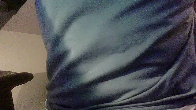 Snapshot of OralDesires2 chatting on December 7, 11:40 am OralDesires2 online show from December 7, 11:40 am