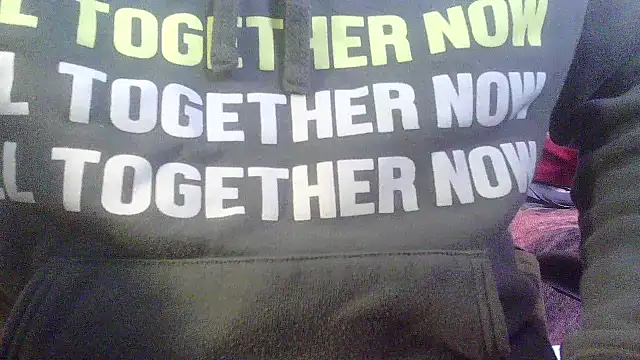 Snapshot of OralDesires2 chatting on December 29, 2:31 pm OralDesires2 online show from December 29, 2:31 pm