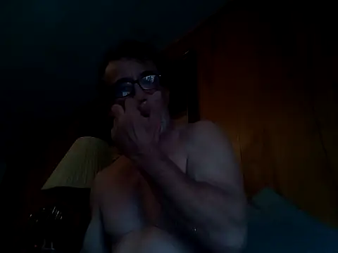 Snapshot of OralDesires2 chatting on April 30, 8:37 pm OralDesires2 online show from April 30, 8:37 pm