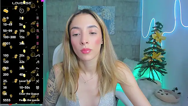 Snapshot of barbie_scoth_ chatting on December 4, 7:23 pm barbie scoth  online show from December 4, 7:23 pm