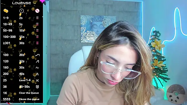 Snapshot of barbie_scoth_ chatting on December 14, 3:51 am barbie scoth  online show from December 14, 3:51 am