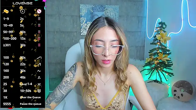 Snapshot of barbie_scoth_ chatting on December 14, 11:23 pm barbie scoth  online show from December 14, 11:23 pm