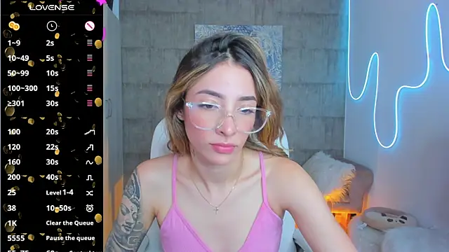 Snapshot of barbie_scoth_ chatting on January 3, 9:15 pm barbie scoth  online show from January 3, 9:15 pm