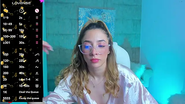 Snapshot of barbie_scoth_ chatting on February 13, 10:11 pm barbie scoth  online show from February 13, 10:11 pm
