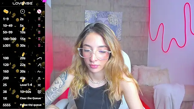 Snapshot of barbie_scoth_ chatting on March 2, 11:09 pm barbie scoth  online show from March 2, 11:09 pm