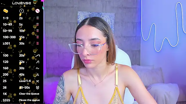 Snapshot of barbie_scoth_ chatting on March 3, 8:32 pm barbie scoth  online show from March 3, 8:32 pm