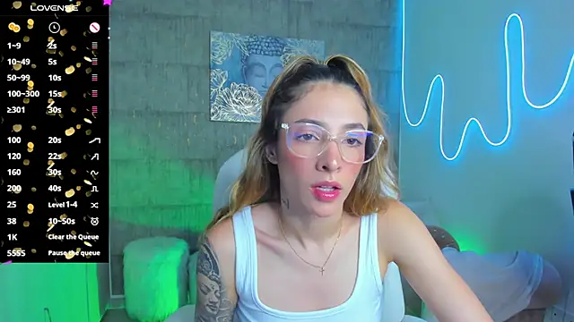 Snapshot of barbie_scoth_ chatting on March 18, 10:15 pm barbie scoth  online show from March 18, 10:15 pm
