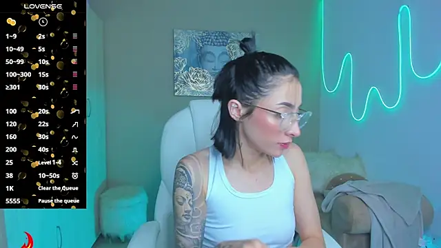 Snapshot of barbie_scoth_ chatting on September 28, 1:44 am barbie scoth  online show from September 28, 1:44 am