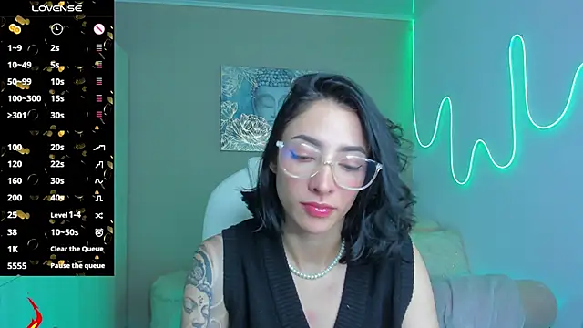 Snapshot of barbie_scoth_ chatting on October 11, 3:17 am barbie scoth  online show from October 11, 3:17 am