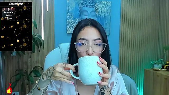 barbie scoth  online show from March 3, 11:32 pm