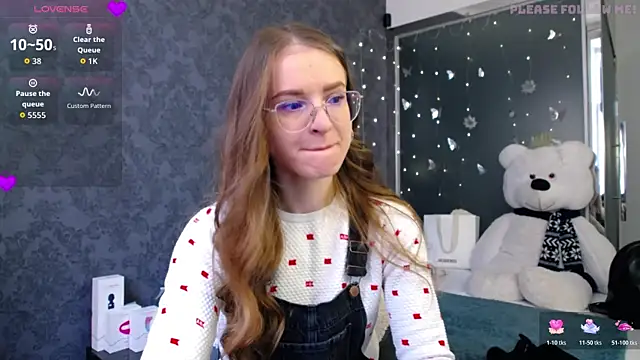 Snapshot of KateJonson chatting on February 8, 9:56 am KateJonson online show from February 8, 9:56 am