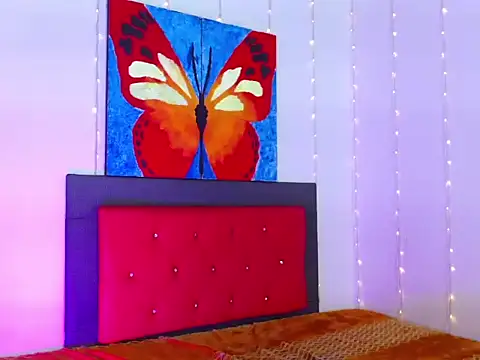 Snapshot of hairy21dick chatting on February 27, 12:43 am hairy21dick online show from February 27, 12:43 am