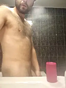 Snapshot of HouseOfCums chatting on October 18, 4:19 pm HouseOfCums online show from October 18, 4:19 pm