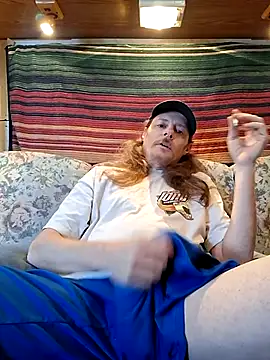 Snapshot of truckerlove69 chatting on January 15, 4:33 pm truckerlove69 online show from January 15, 4:33 pm