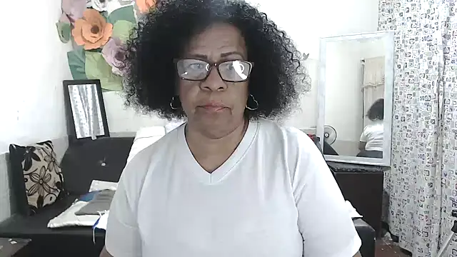 Snapshot of Yayis-hot-sexyw chatting on March 1, 5:31 am Yayis-hot-sexyw online show from March 1, 5:31 am