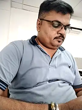 Desi Londa 143 online show from May 2, 8:52 am