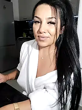 Snapshot of hot-babygirl chatting on October 6, 6:38 pm hot-babygirl online show from October 6, 6:38 pm