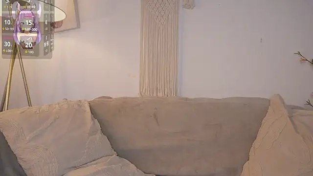 bunnycuteshy online show from February 4, 1:39 pm