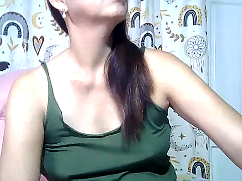 urwife tobe online show from April 2, 9:12 pm