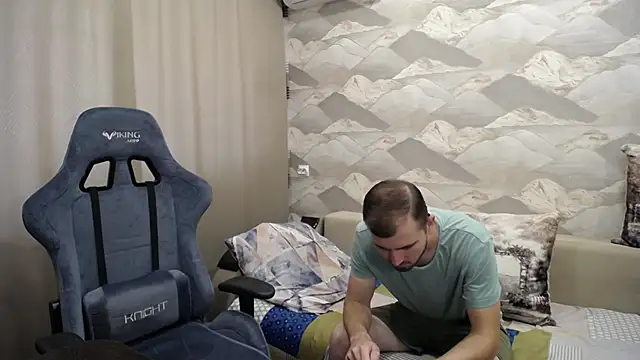 SerzhKorol1 online show from October 4, 8:34 am