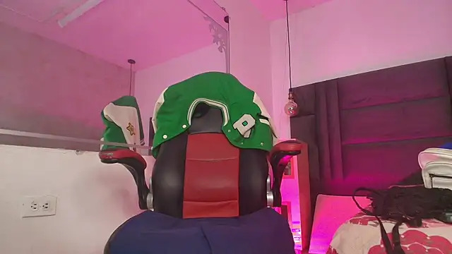 arletmss online show from March 1, 12:01 pm