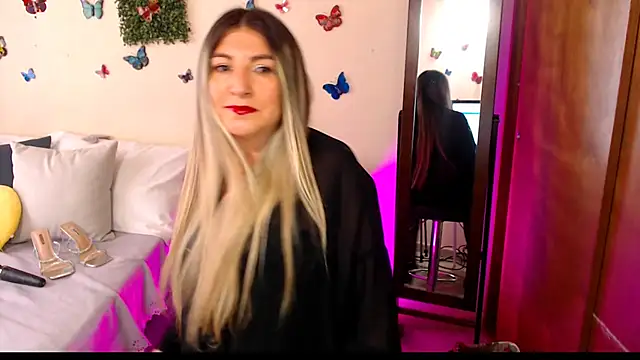 Jolie-Mature online show from April 17, 9:18 pm