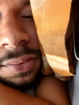 Snapshot of _IRRESISTIBLE_ chatting on January 18, 4:38 am IRRESISTIBLE online show from January 18, 4:38 am