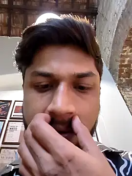 Snapshot of _IRRESISTIBLE_ chatting on February 6, 11:02 am IRRESISTIBLE online show from February 6, 11:02 am