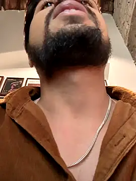 Snapshot of _IRRESISTIBLE_ chatting on February 19, 10:22 am IRRESISTIBLE online show from February 19, 10:22 am