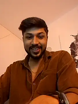 Snapshot of _IRRESISTIBLE_ chatting on May 17, 2:57 pm IRRESISTIBLE online show from May 17, 2:57 pm